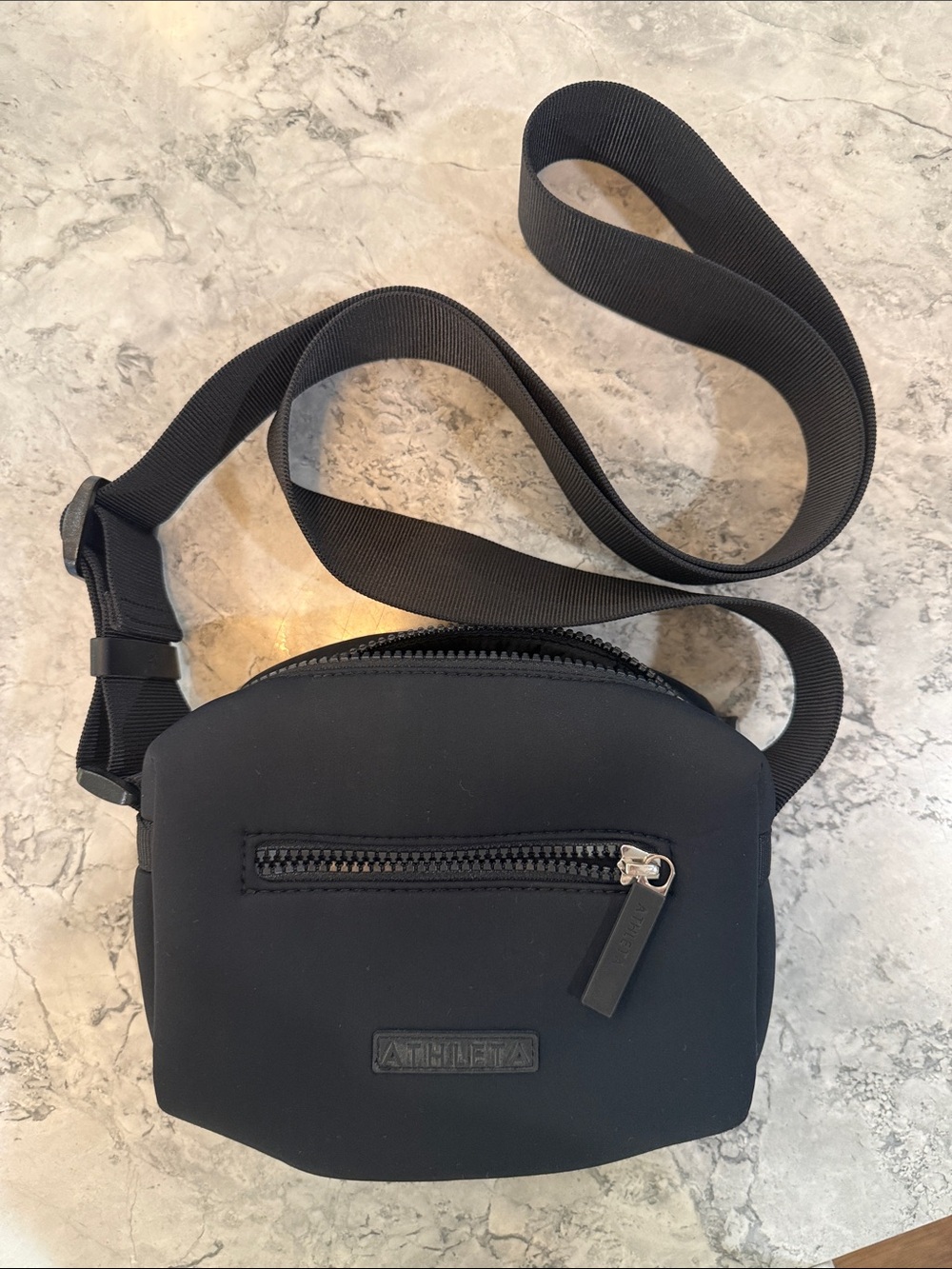 Athleta Black Belt Bag with Front Zip Pocket